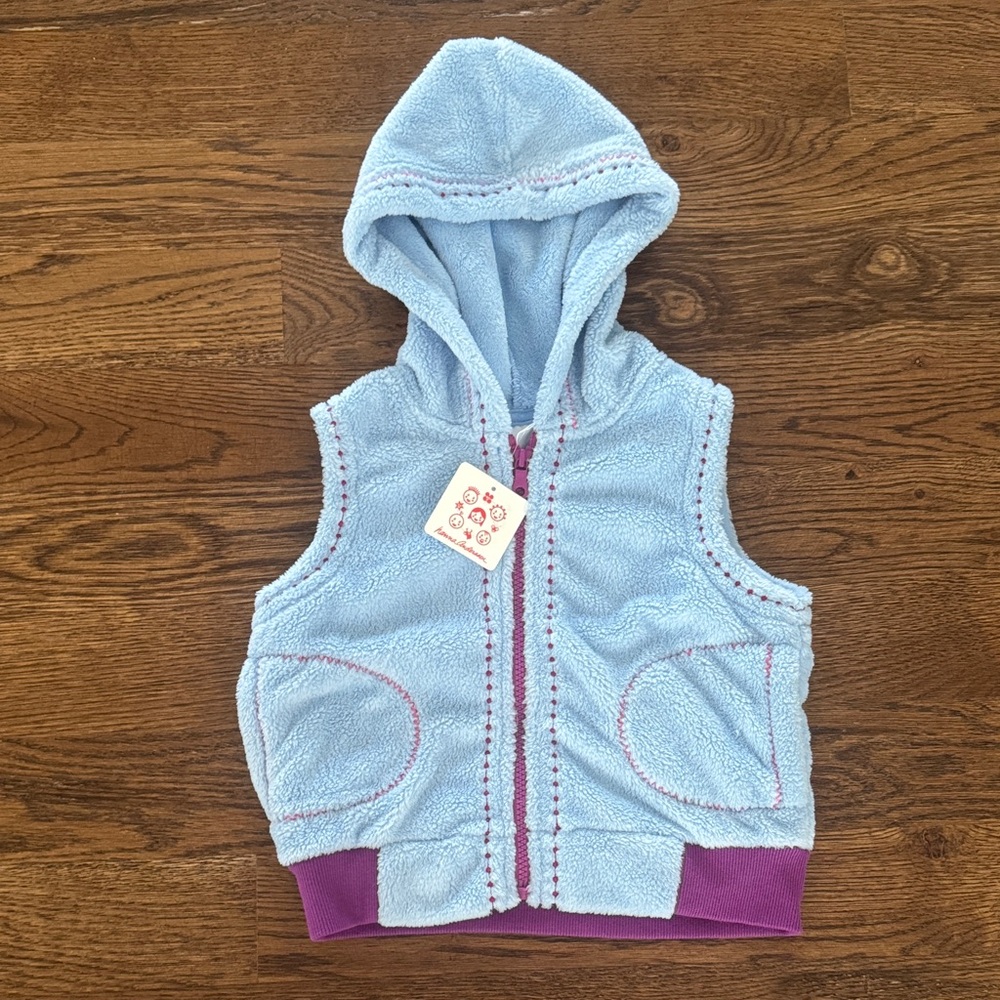 Hanna Andersson Blue Sherpa Vest with Purple Embroidered Details New With Tags